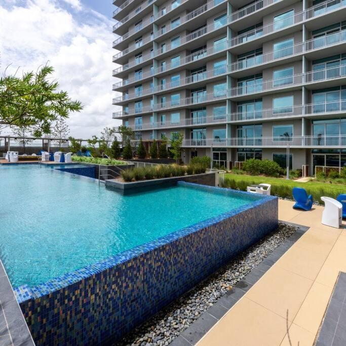 Luxury Highrise In Midtown - Skyline Views And Chic Decor Apartment Houston Luaran gambar