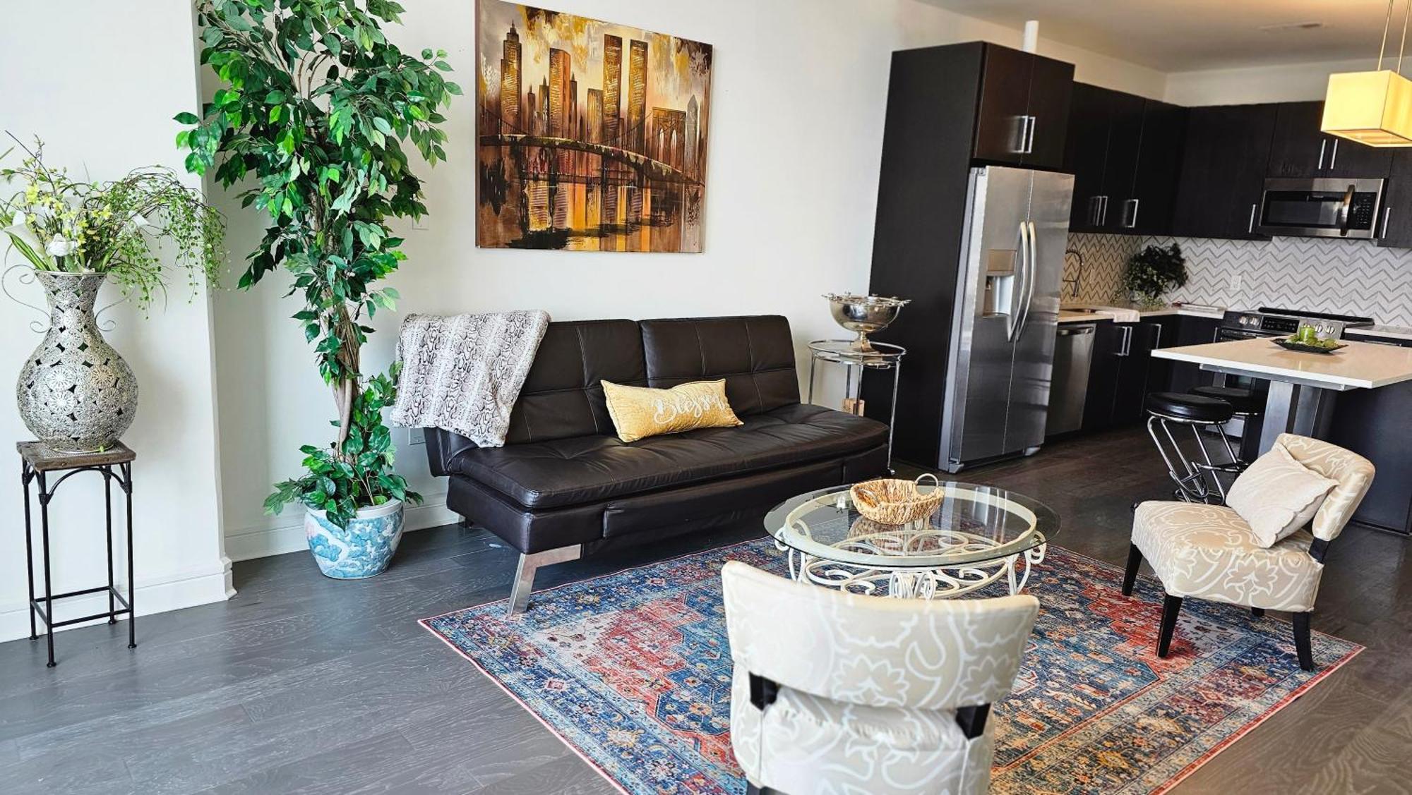 Luxury Highrise In Midtown - Skyline Views And Chic Decor Apartment Houston Luaran gambar